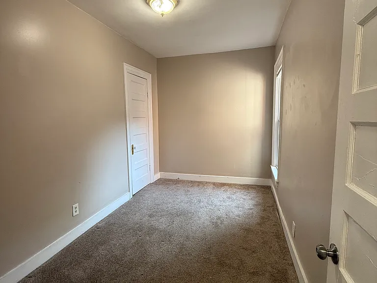 439 W Ferry St #6 — Photo 10
