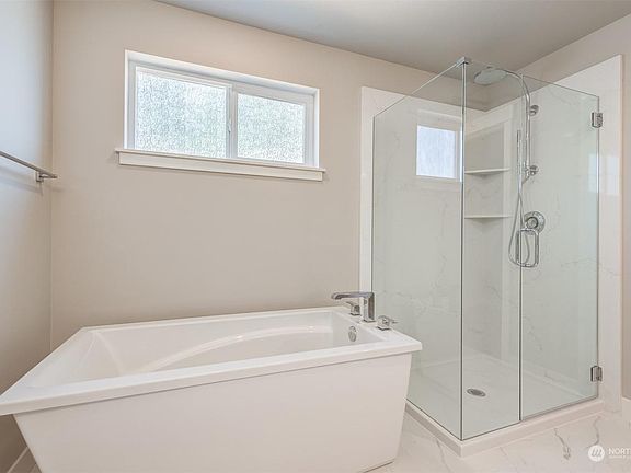 5th image of 4215 142nd St SE Unit 2C