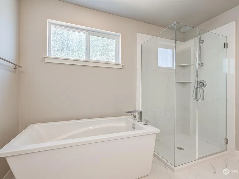 4215 142nd St SE — Photo 13