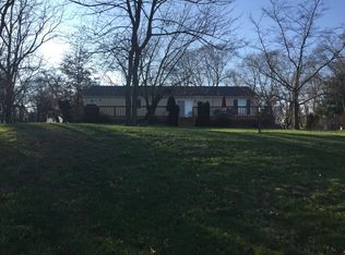 725 Presidential Dr, Horsham, PA 19044