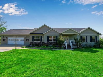 1275 Center St, East Aurora, NY, 14052