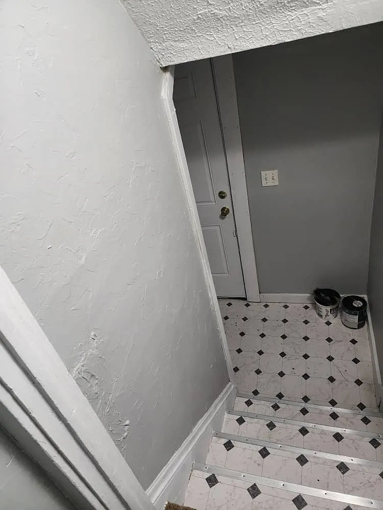 3 bed, $1,200 — Photo 3