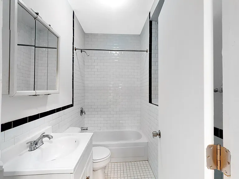 2074 Frederick Douglass Blvd #1C — Photo 9