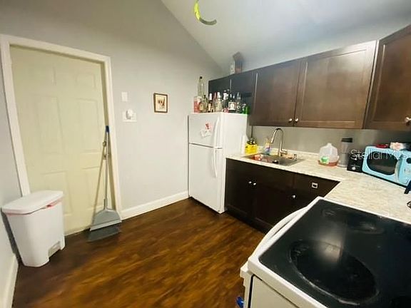 4th image of 4130 1st Ave S #B