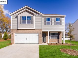 119 Rustling Waters Dr, Mooresville, NC 28117