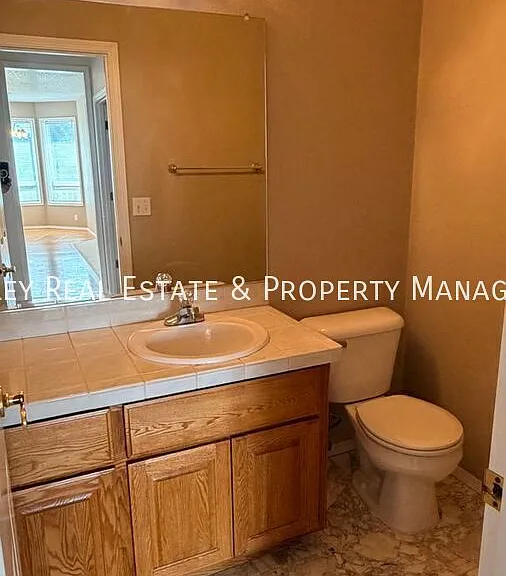 7679 SW 194th Ter — Photo 11