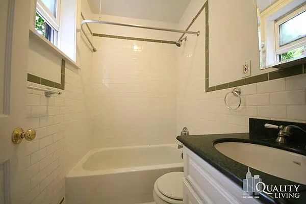 Rented by (Legacy) NY Quality Living Uptown | media 19