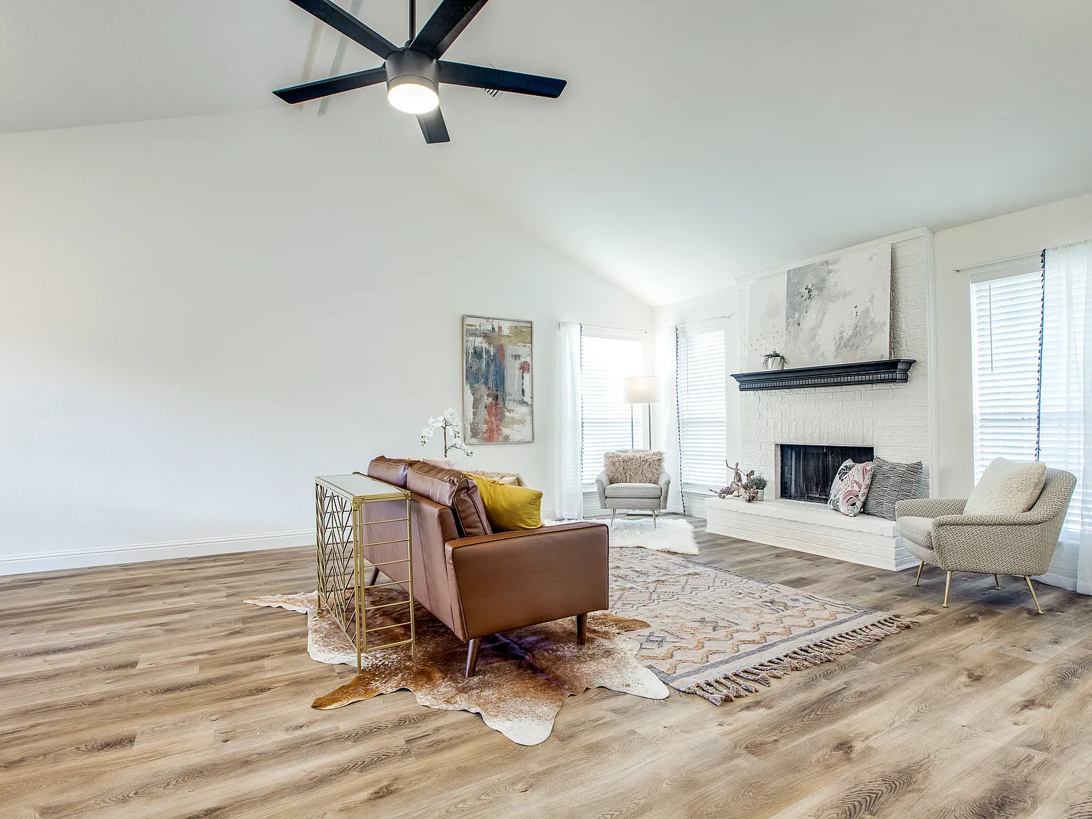 3 bed, 1479 sqft, $3,100 — Photo 3