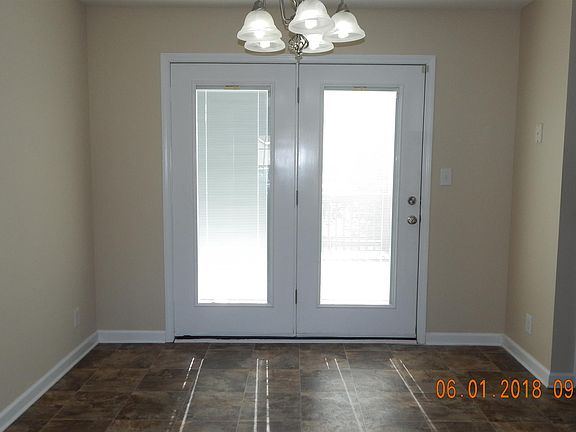 4th image of 3741 Nadia Dr
