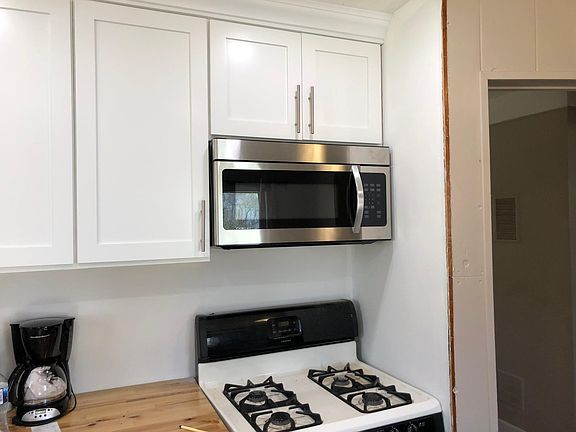 New Stainless steel stove not pictured yet.