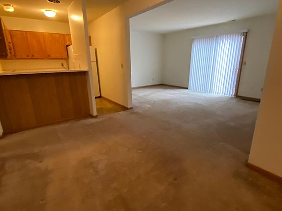 4th image of 4632 Holly St