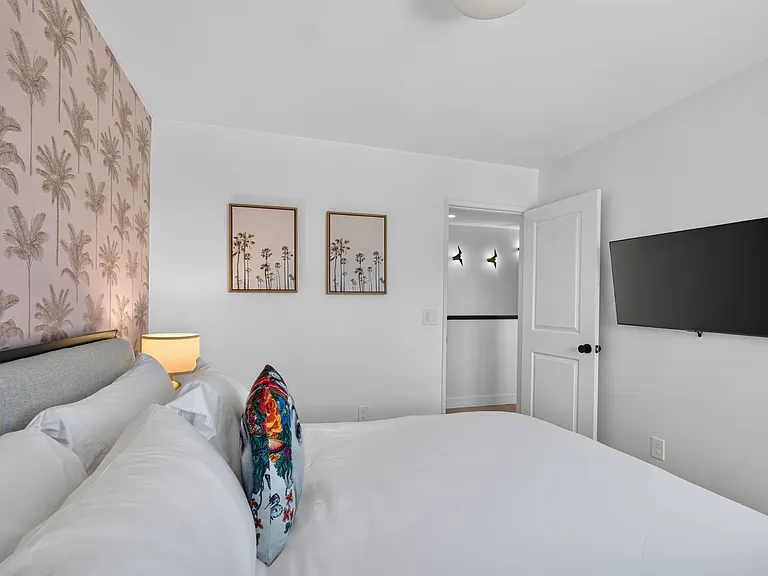 84442 Calle Ysiano — Photo 41