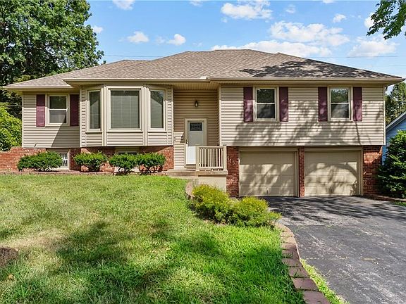 2nd image of 9415 Moody Park Dr