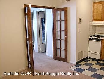 3rd image of 50 W Oakland Ave APT 4