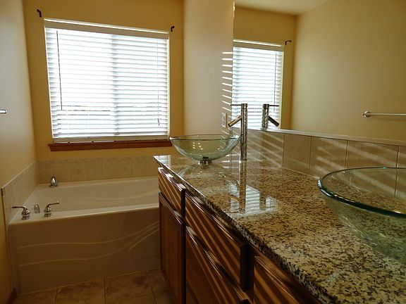 Master Ensuite Bathroom