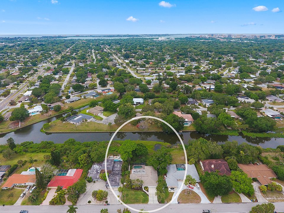 1st image of 2606 Tanglewood Dr