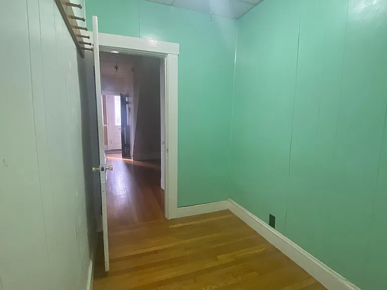 414 Putnam Ave #1 — Photo 7