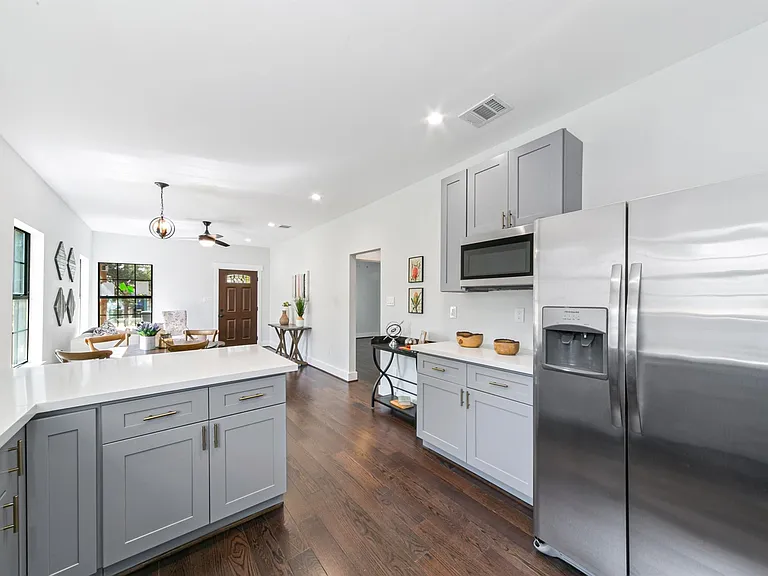 815 Wilkes St — Photo 20