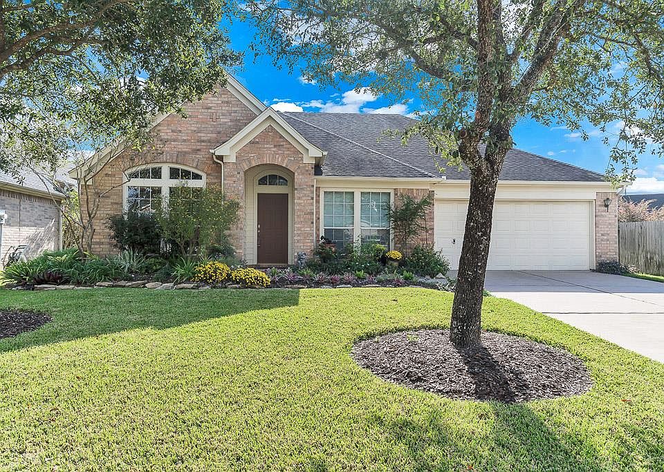 1st image of 6307 Mossy Trails Dr