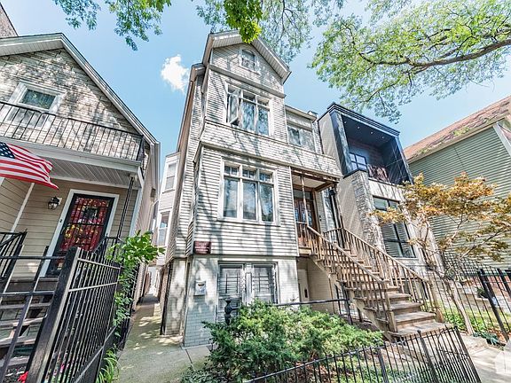 4th image of 1104 W Wellington Ave #1
