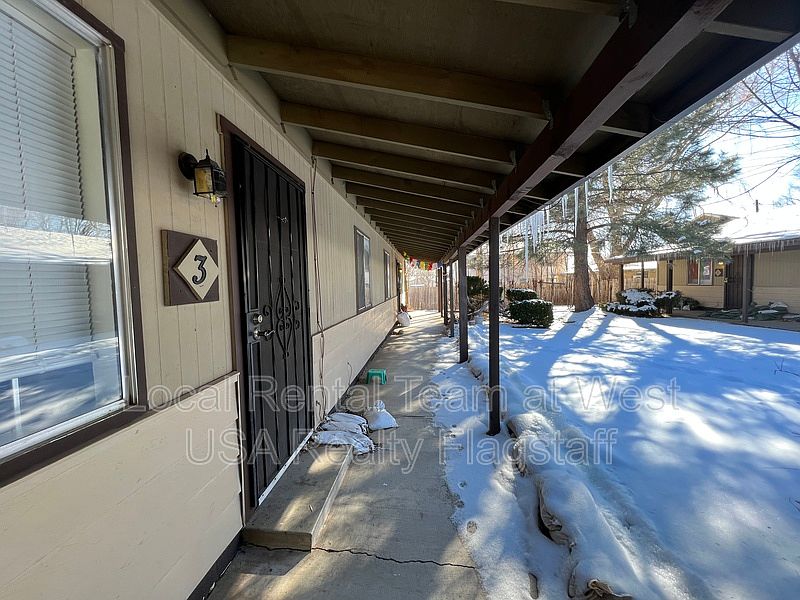 1st image of 2219 E Dortha Ave #3