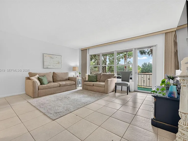 10777 W Sample Rd #209 — Photo 7