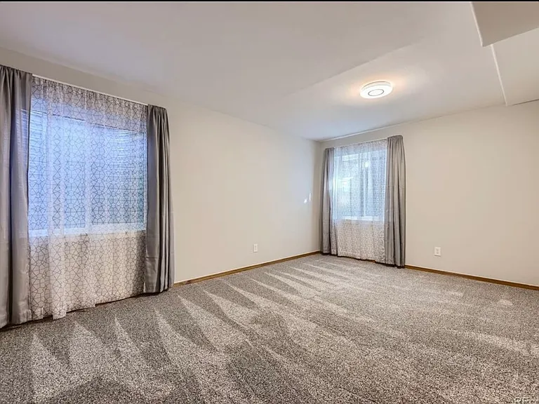 8942 W Lake Dr — Photo 17