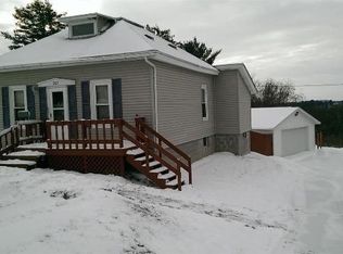 207 Center St, Elroy, WI 53929