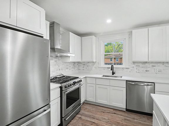 2nd image of 1328 Hermitage Ave