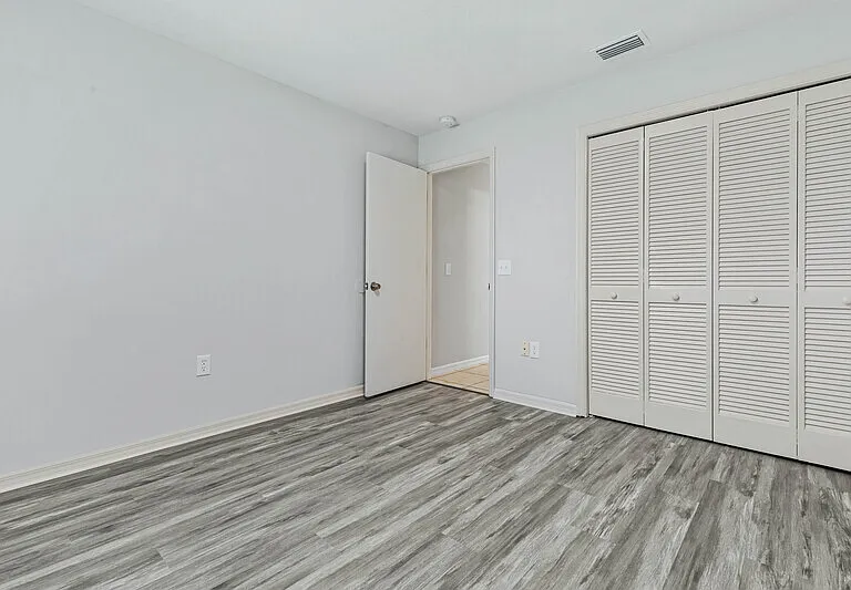 29 Wood Arbor Ln #B — Photo 21