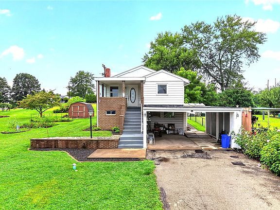 2nd image of 1215 Village Rd