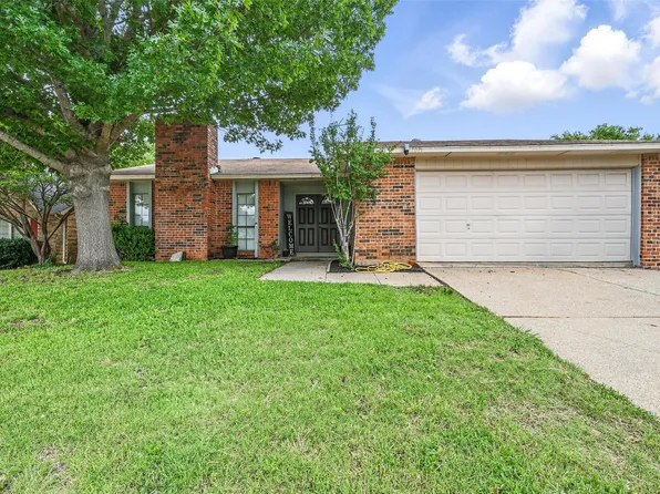 7015 Forestview Dr, Arlington, TX 76016