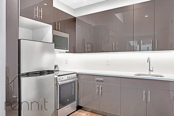 Rented by Rennit Inc. | media 36