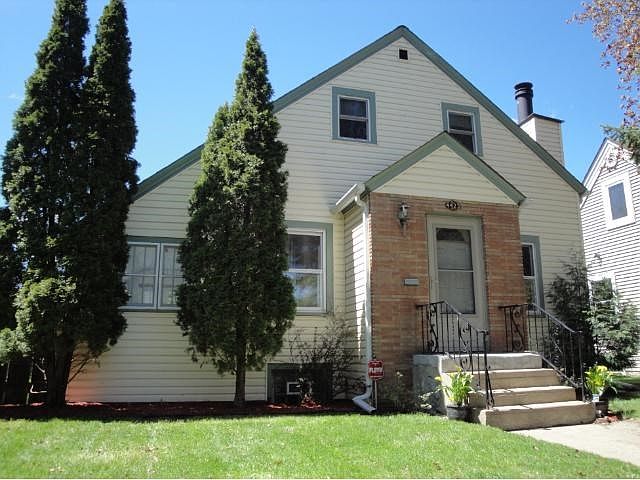1st image of 4423 James Ave N