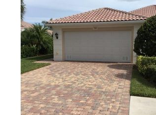 7888 Umberto Ct, Naples, FL 34114