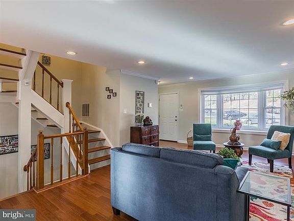 4th image of 11826 Critton Cir