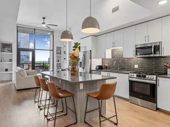1212 Demonbreun St #607, Nashville, TN 37203