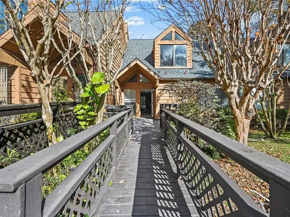 1621 NE 2nd St APT 203, Ocala, FL 34470