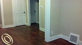 5th image of 246 E Chesterfield Ave