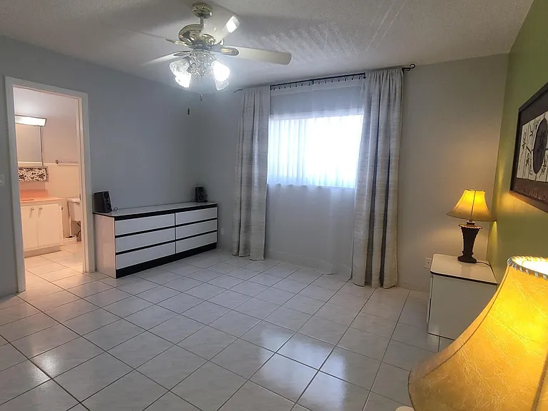 1818 Rodman St #2C — Photo 30