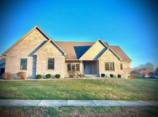 5640 Hallie Rae Ln, Terre Haute, IN 47802