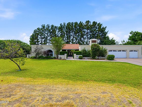 2nd image of 4049 E EMELITA Avenue