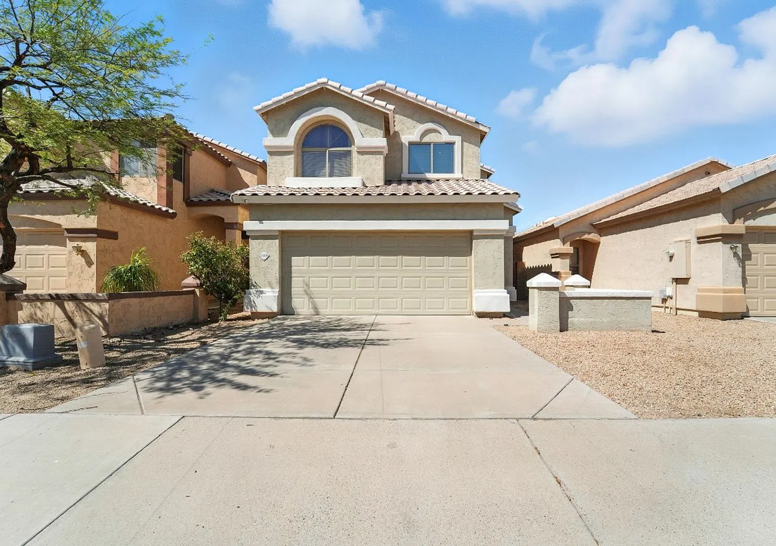 Spacious Avondale Home in Gated Community with Pool Access — Photo 1