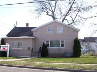 219 Janesville Ave, Fort Atkinson, WI 53538