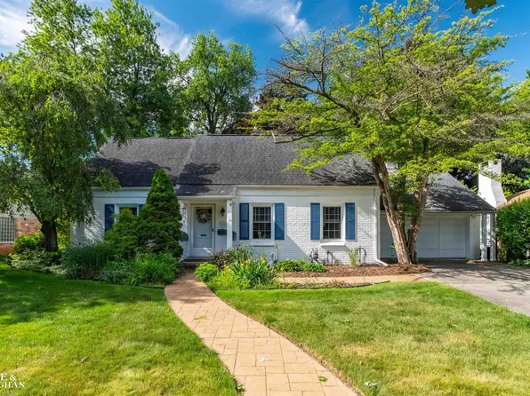 83 Hawthorne Rd, Grosse Pointe Shores, MI 48236