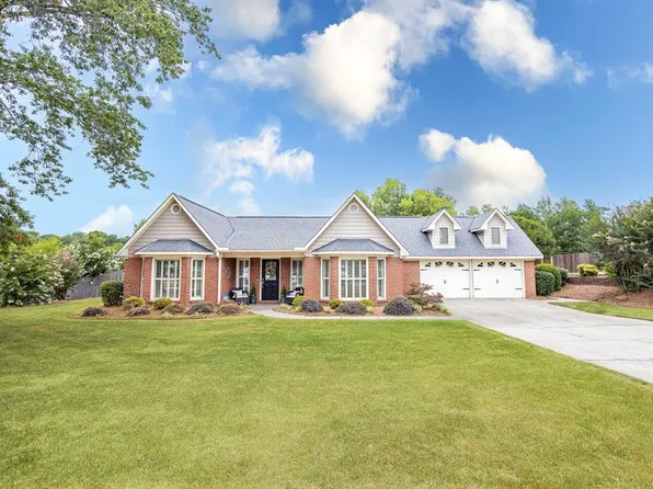 2708 Summerfield Pl, Phenix City, AL 36867
