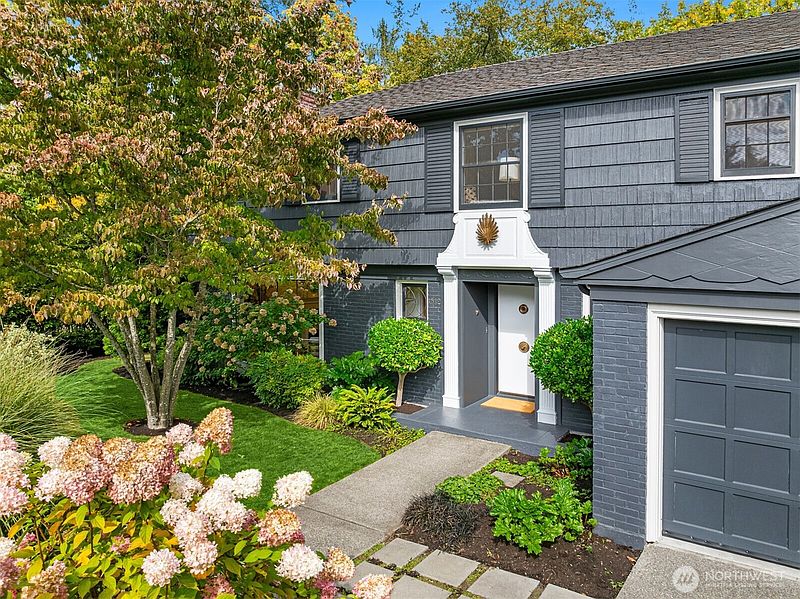 2nd image of 1512 Arboretum Place E