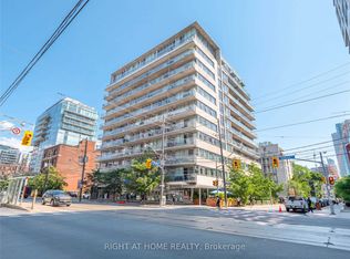 38 Niagara St #808, Toronto, ON M5V3X1