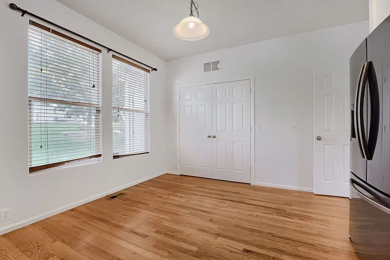 3 bed, 2.5 bath, 1507 sqft, $1,825 — Photo 4