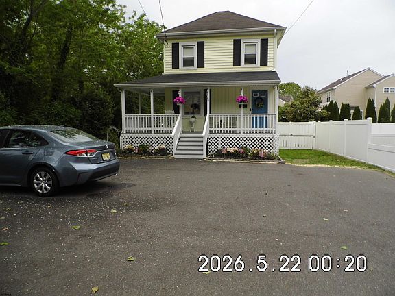 2nd image of 1801 Tilton Rd